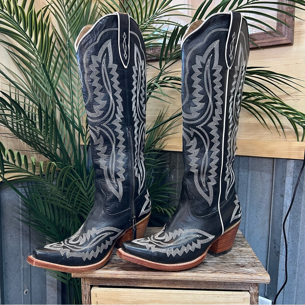 Ariat Black Casanova Boots